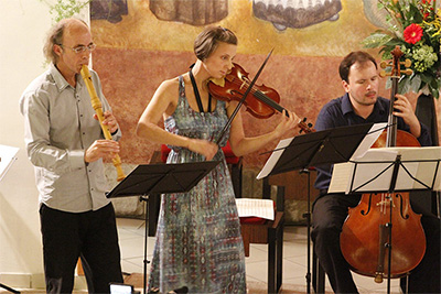 Imre Lachegyi, Róza Lachegyi and Dénes Karasszon at the Börzsöny Baroque Days in 2016 (photo: Sára Wagner)